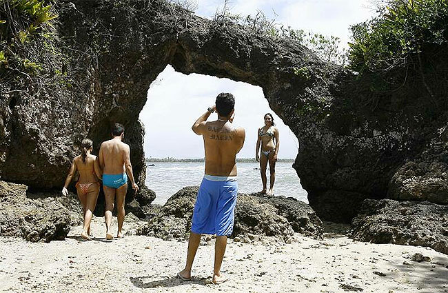 Pedra Furada na Baia de Camamu Pedra Furada na Baia de Camamu
