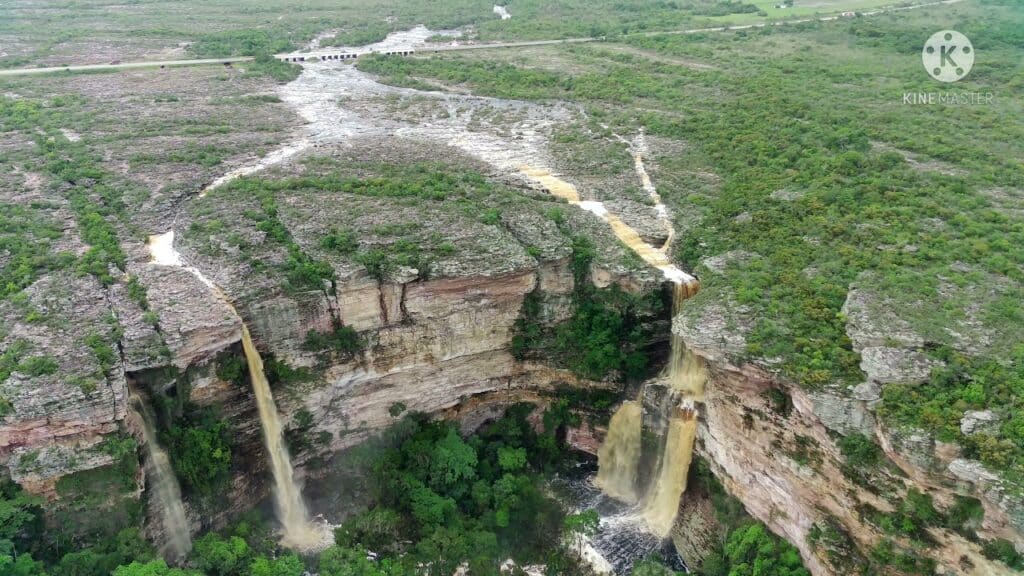 Cachoeira do Ferro Doido na chapada diamantina Cachoeira do Ferro Doido na chapada diamantina