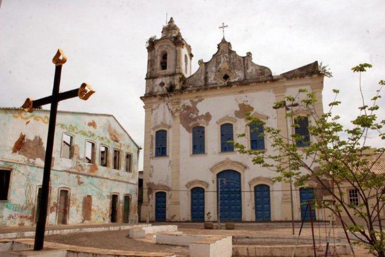 Igreja Matriz do Santíssimo Sacramento na Ilha de Itaparica Igreja Matriz do Santíssimo Sacramento na Ilha de Itaparica