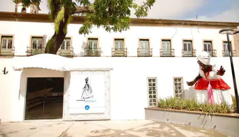Fachada do Memorial das Baianas de Acarajé em Salvador MEMORIAL DAS BAIANAS