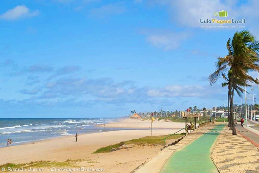 Praia Pituaçu em Salvador Praia Pituaçu em Salvador