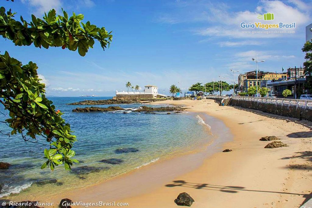 Praia do Porto da Barra em Salvador Praia do Porto da Barra em Salvador