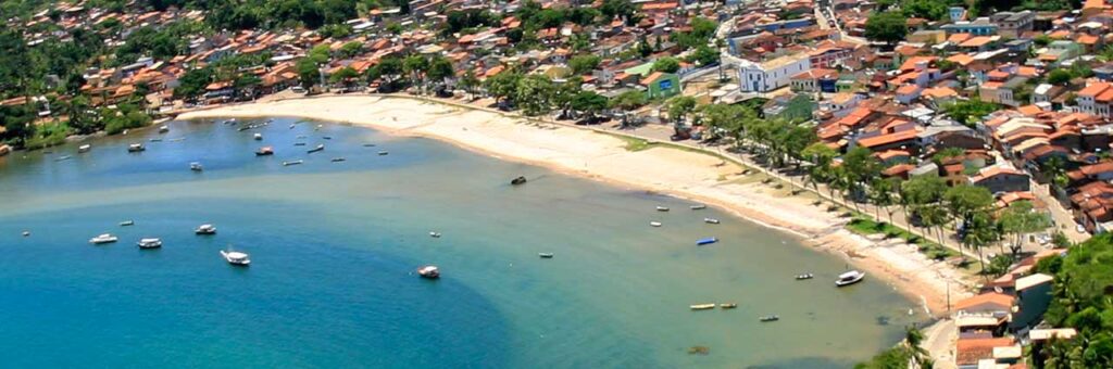 Praia da Coroa (da Avenida ou do Centro) em Itacaré Praia da Coroa (da Avenida ou do Centro) em Itacaré