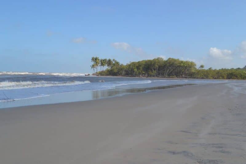 Praia da Ilha do Desejo em Una Praia da Ilha do Desejo em Una