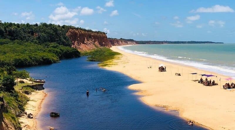 Praia da Japara em Cumuruxatiba Praia da Japara em Cumuruxatiba