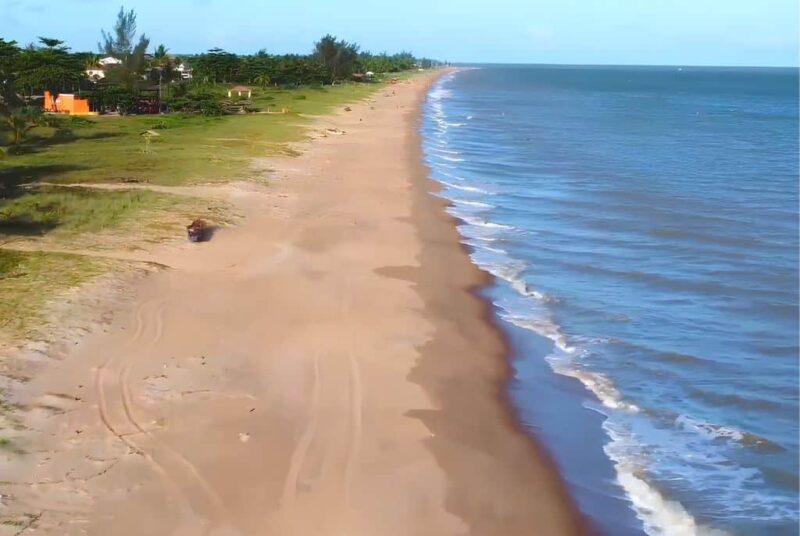 Praia do Pau Fincado – Nova Viçosa – BA Praia do Pau Fincado – Nova Viçosa – BA