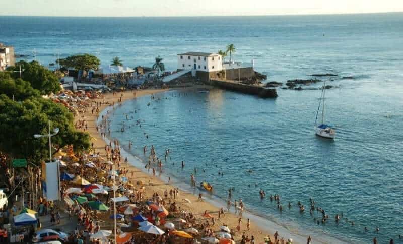 praia do porto da barra em Salvador
