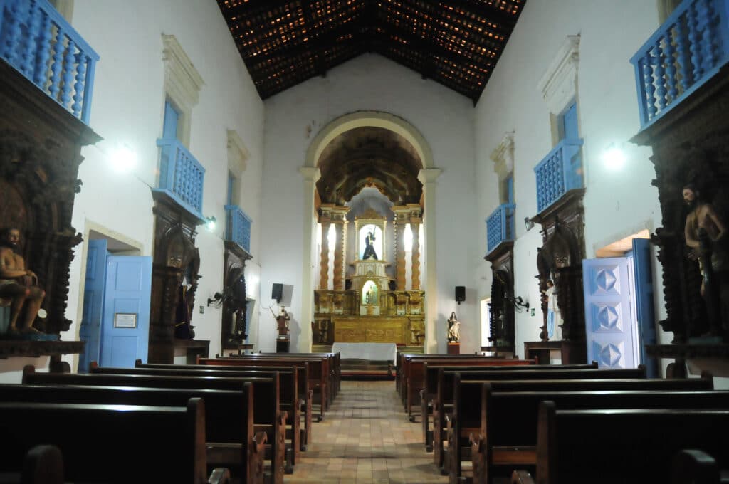 Altar principal da Igreja da Ordem de Terceira ou Carmo Menor da Igreja de Nossa Senhora do Carmo Altar principal da Igreja da Ordem de Terceira ou Carmo Menor da Igreja de Nossa Senhora do Carmo
