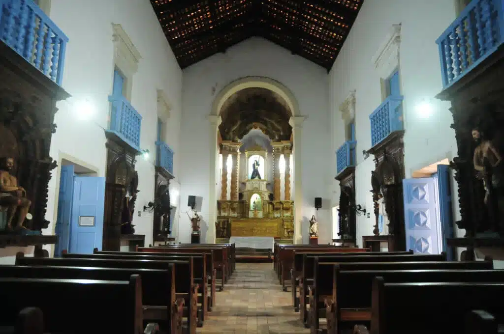 Altar principal da Igreja da Ordem de Terceira ou Carmo Menor da Igreja de Nossa Senhora do Carmo Altar principal da Igreja da Ordem de Terceira ou Carmo Menor da Igreja de Nossa Senhora do Carmo