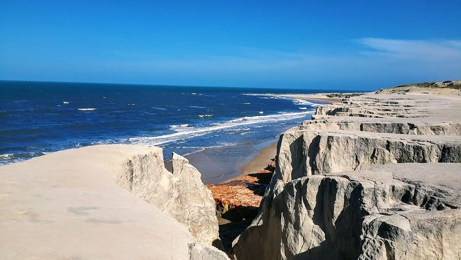Praia da Barra do Sucatinga em Beberibe Praia da Barra do Sucatinga em Beberibe