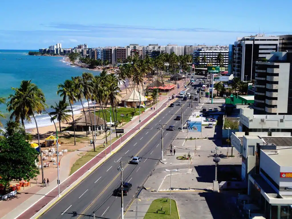 Praia de Jatiúca em Maceió Praia de Jatiúca em Maceió