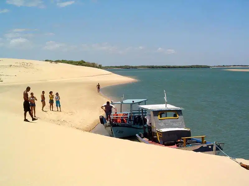 Galinhos no Litoral Norte do RN Galinhos no Litoral Norte do RN