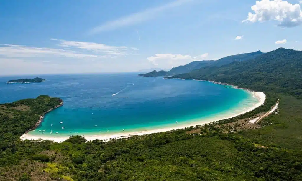 PRAIA DE LOPES MENDES EM ILHA GRANDE RJ PRAIA DE LOPES MENDES EM ILHA GRANDE RJ