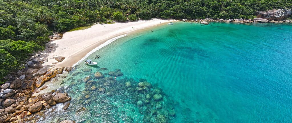 PRAIA DOS MEROS EM ILHA GRANDE RJ PRAIA DOS MEROS EM ILHA GRANDE RJ