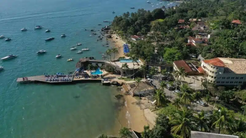 Praia Mercedes em Ilhabela Praia Mercedes em Ilhabela