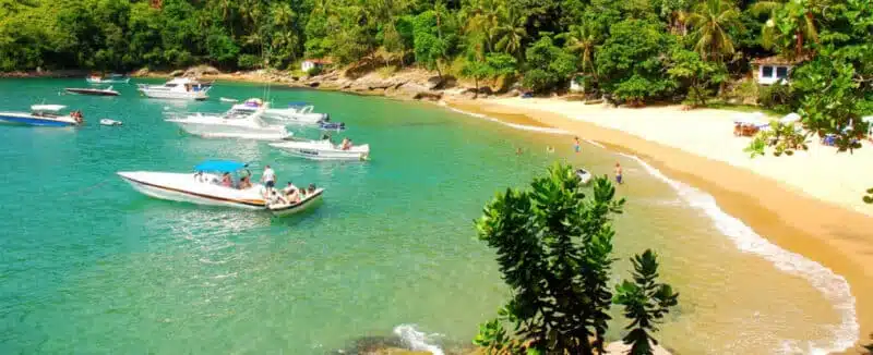 Praia da Fome em Ilhabela Praia da Fome em Ilhabela