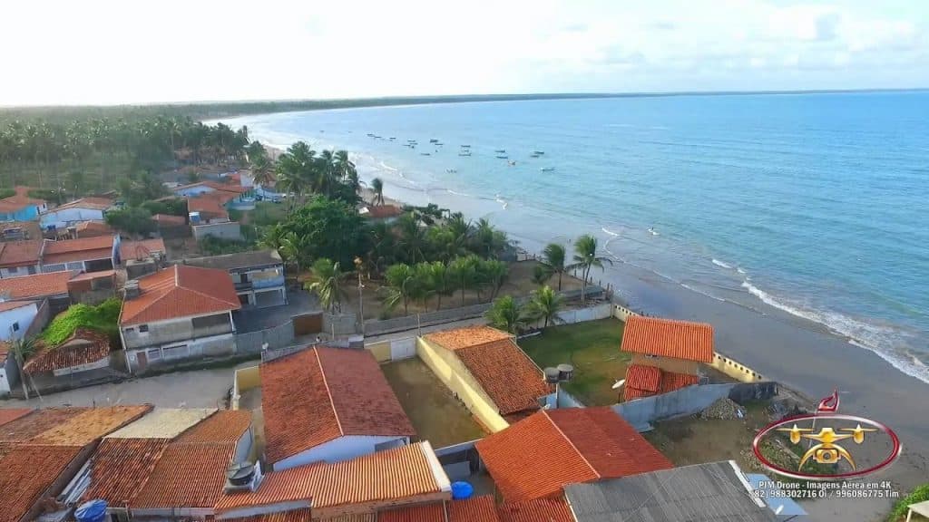 Praia do Pontal do Peba em Piaçabuçu - Alagoas Praia do Pontal do Peba em Piaçabuçu - Alagoas