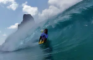 Surf em Fernando de Noronha