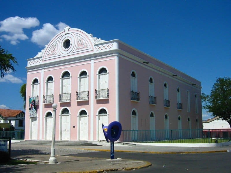 PRAÇA E TEATRO SÃO JOÃO EM SOBRAL PRAÇA E TEATRO SÃO JOÃO EM SOBRAL