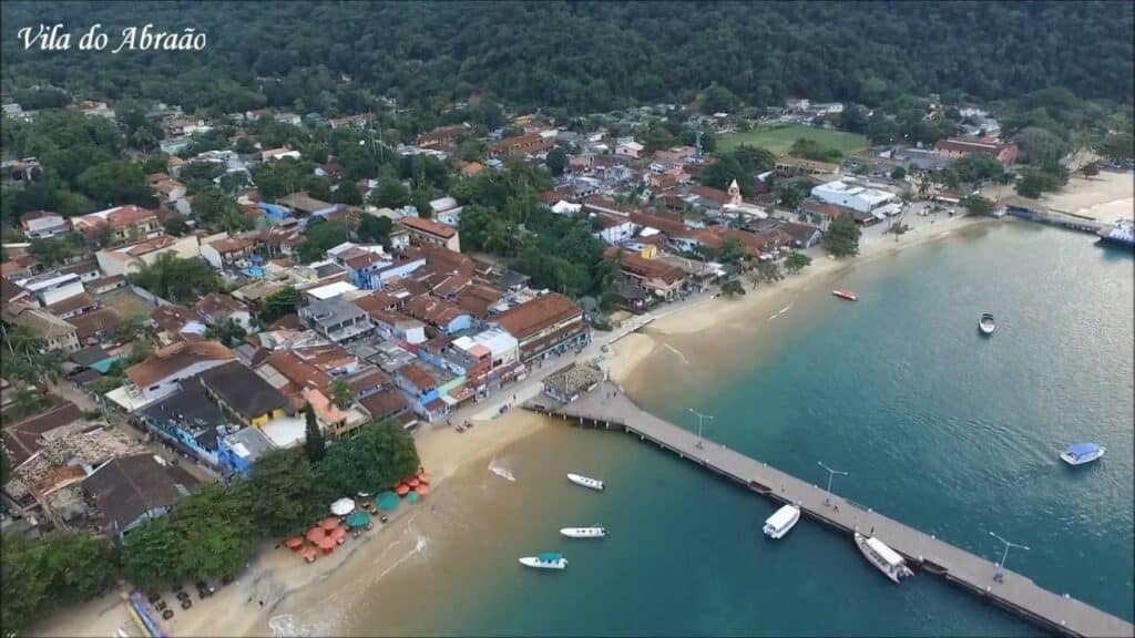 VILA DO ABRAÃO EM ILHA GRANDE RJ VILA DO ABRAÃO EM ILHA GRANDE RJ