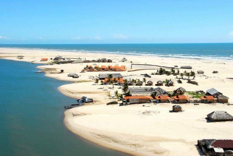 Caburé no Parque Nacional dos Lençóis Maranhenses Caburé no Parque Nacional dos Lençóis Maranhenses