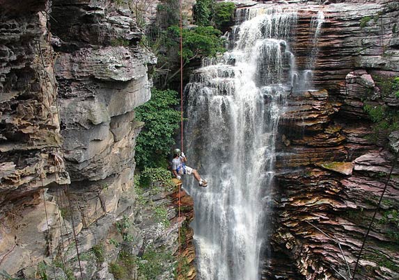 Pratique rapel em lugares radicais na Bahia Pratique rapel em lugares radicais na Bahia