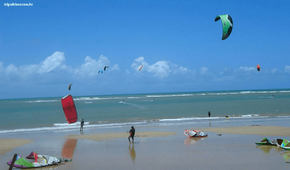 Praia de Pirambúzios em Nísia Floresta RN Praia de Pirambúzios em Nísia Floresta RN