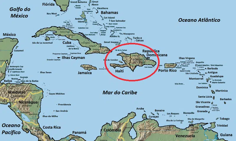 Em destaque a ilha de São Domingos antiga Hispaniola. A ilha é dividida pelos territórios do Haiti e da República Dominicana. Foi aqui em 1493 que se plantou o primeiro canavial das Américas. Em destaque a ilha de São Domingos antiga Hispaniola. A ilha é dividida pelos territórios do Haiti e da República Dominicana. Foi aqui em 1493 que se plantou o primeiro canavial das Américas.