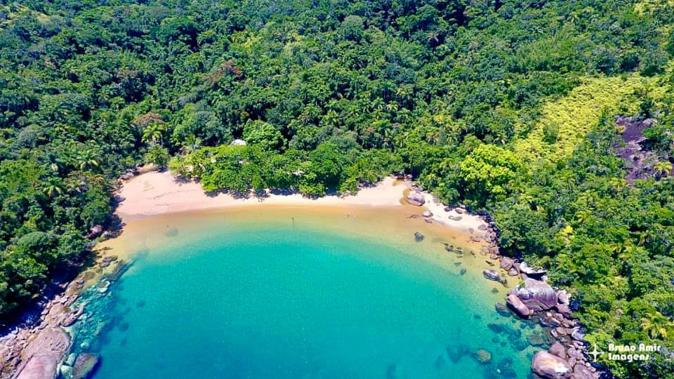 Praia do Sul na Ilha Anchieta Praia do Sul na Ilha Anchieta