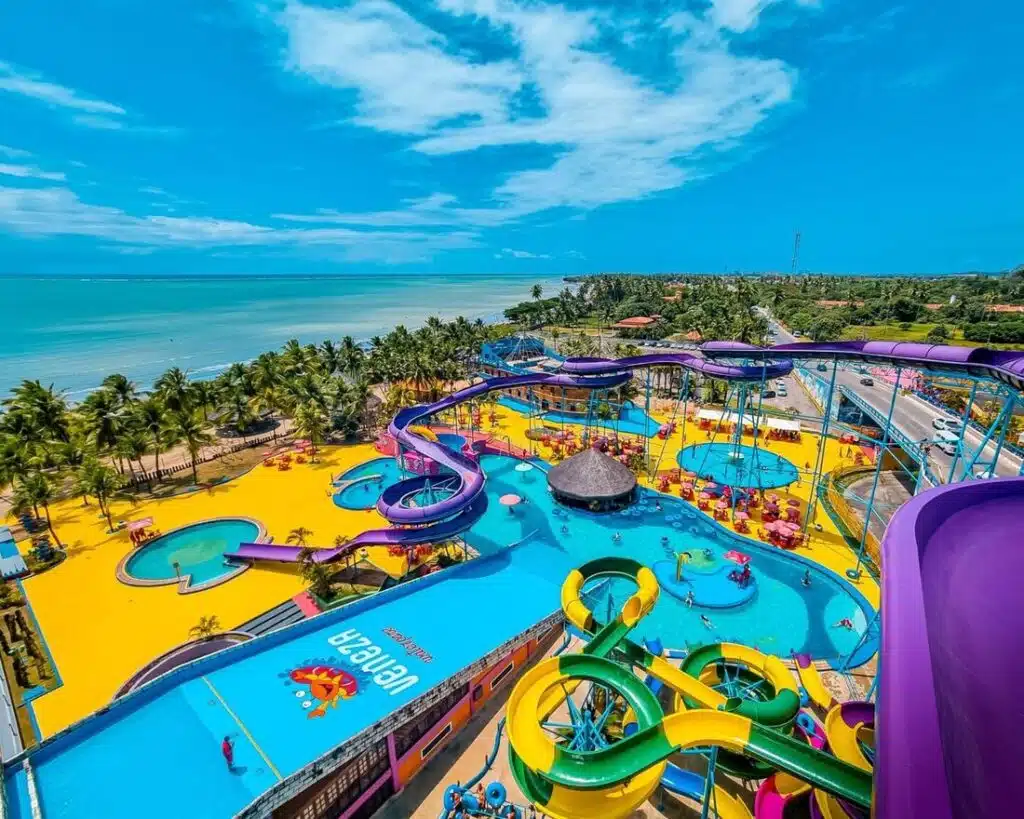 Water Park na praia de Maria Farinha PE Water Park na praia de Maria Farinha PE