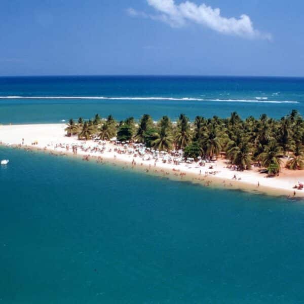 Praia do Saco em Sergipe