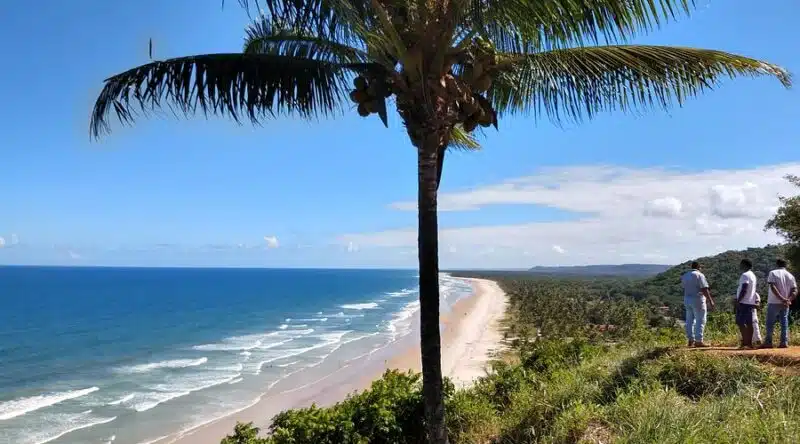 Praia do Pé de Serra em Serra Grande BA Praia do Pé de Serra em Serra Grande BA