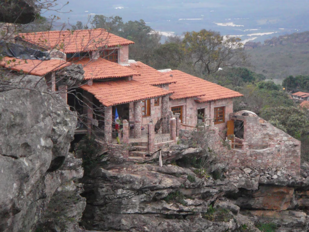 Casa das Nuvens em Igatu Casa das Nuvens em Igatu