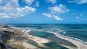 Kitesurf na praia de Tatajuba