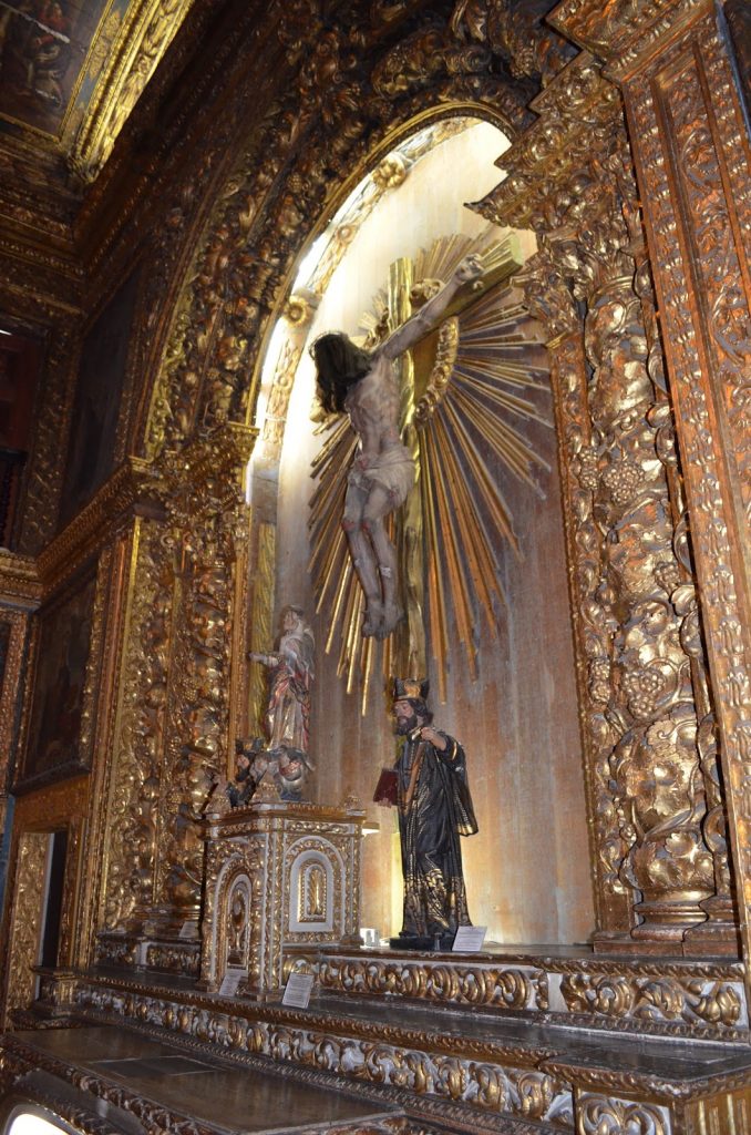 Móveis em Jacarandá da Capela Dourada em Recife Móveis em Jacarandá da Capela Dourada em Recife