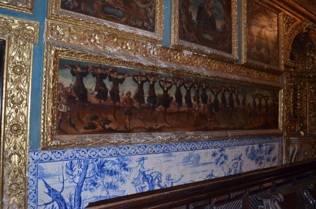 Painéis no interior da Capela Dourada Painéis no interior da Capela Dourada