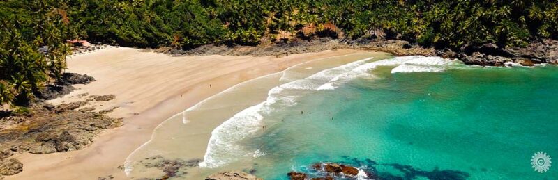 Praia de Havaizinho em Itacaré BA Praia de Havaizinho em Itacaré BA