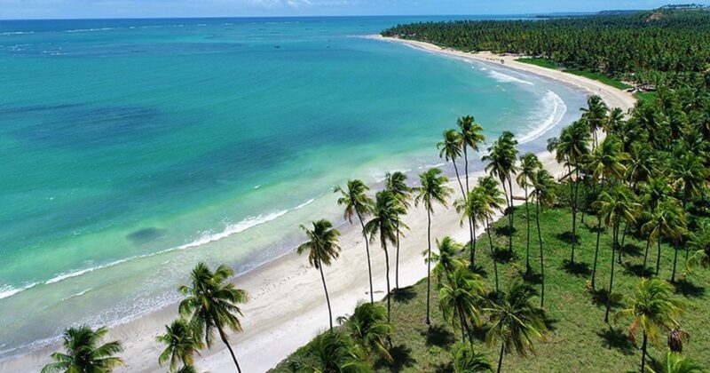 Praia do Patacho no município de Porto de Pedras AL Praia do Patacho no município de Porto de Pedras AL