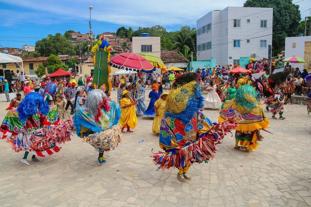 Maracatu Rural anima o Carnaval no interior de Pernambuco Maracatu Rural anima o Carnaval no interior de Pernambuco