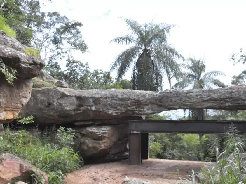 geossítio Ponte de Pedra no Cariri geossítio Ponte de Pedra no Cariri