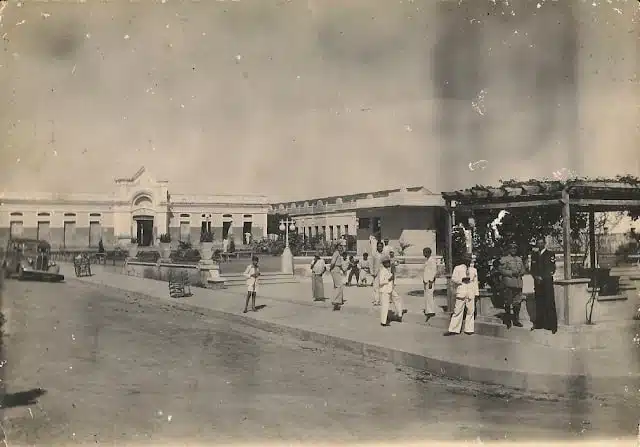 Detalhes da arquitetura original da Praça João Pessoa em 1940 - Araruna PB Detalhes da arquitetura original da Praça João Pessoa em 1940 - Araruna PB