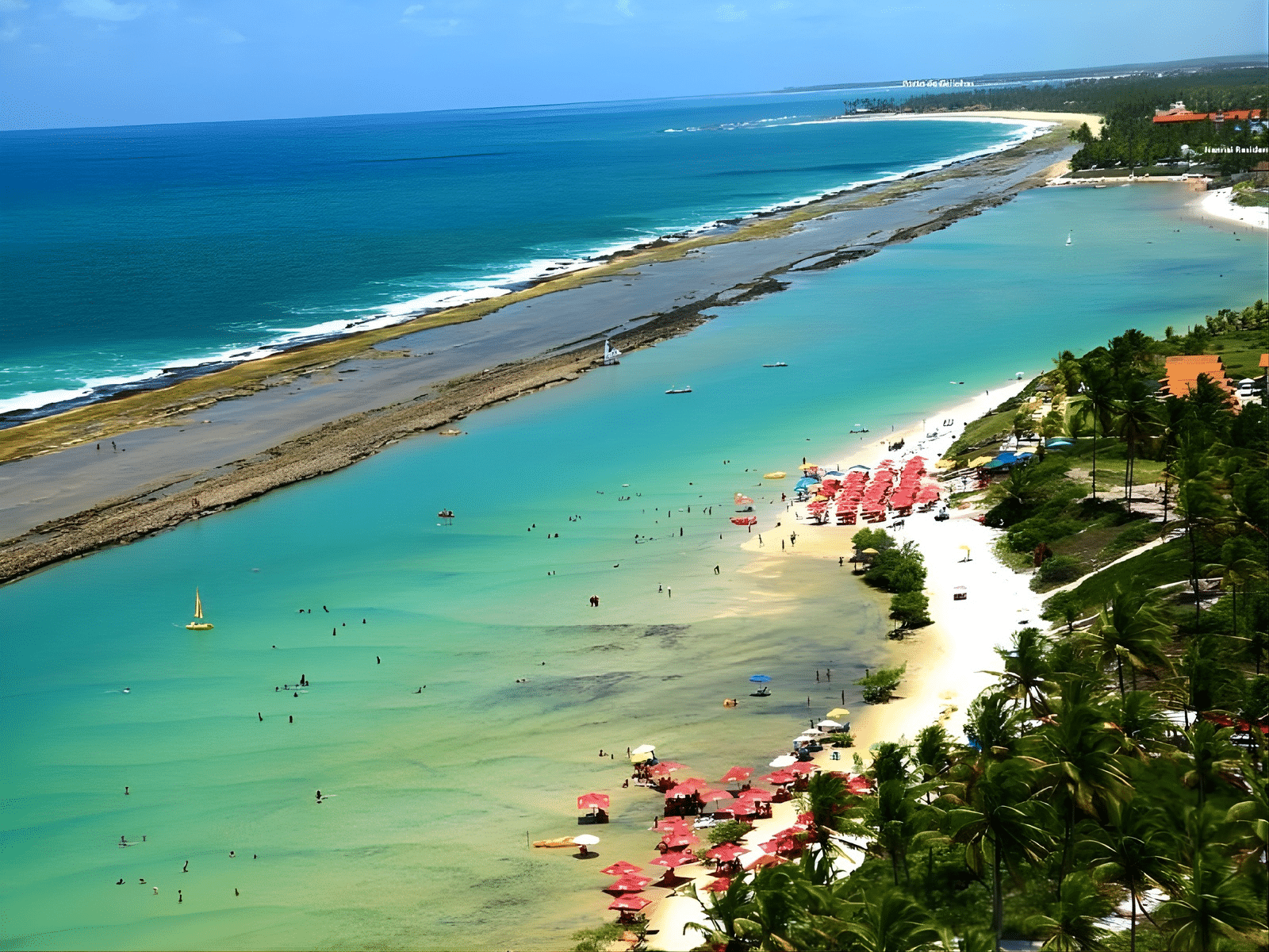 Praia de Muro Alto em Porto de Galinhas PE Praia de Muro Alto em Porto de Galinhas PE