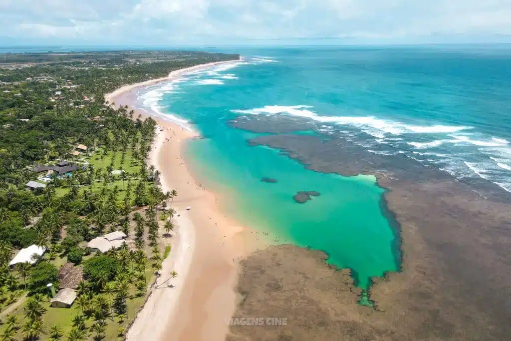 Praia de Taipu de Fora - Barra Grande - Península de Maraú Praia de Taipu de Fora - Barra Grande - Península de Maraú