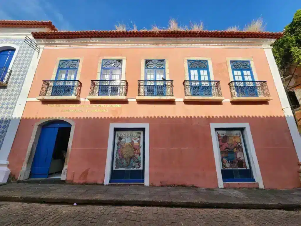 Centro de Pesquisa de História Natural e Arqueologia do Maranhão Centro de Pesquisa de História Natural e Arqueologia do Maranhão