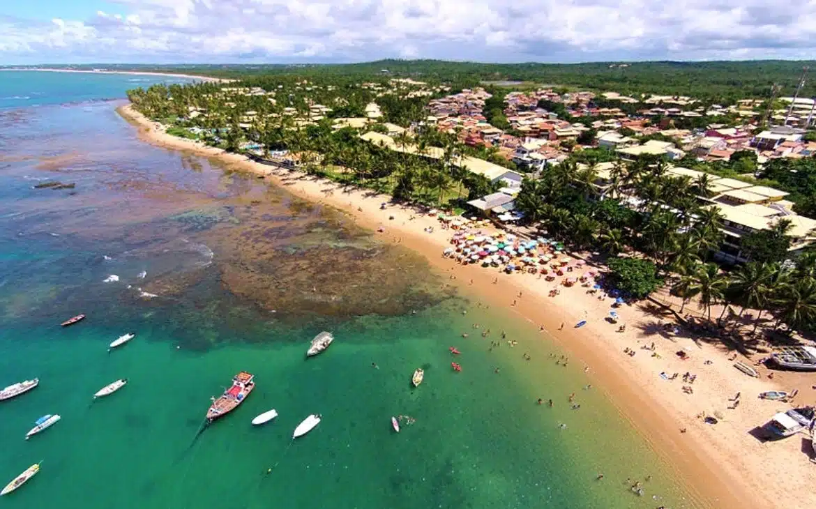 Praia do Forte na Mata de São João BA