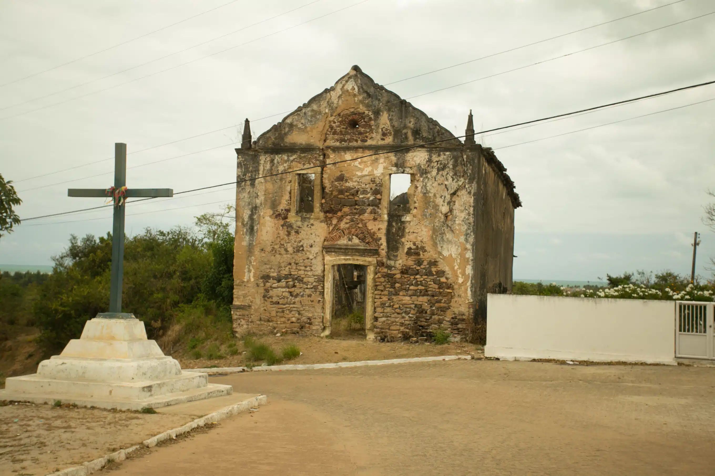 Ruínas da Igreja de São Miguel Arcanjo na Baía da Traição PB Ruínas da Igreja de São Miguel Arcanjo na Baía da Traição PB