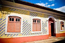 Azulejos na fachada de uma casa em São Luís do Maranhão