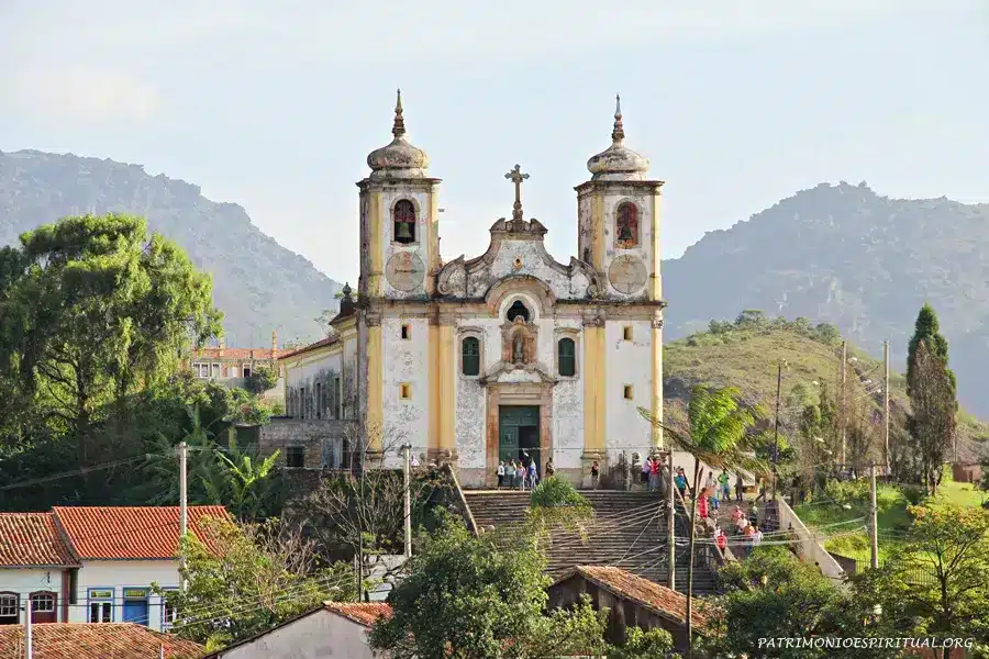 Igreja de Santa Efigênia (Igreja de Chico Rei) em Ouro Preto MG Igreja de Santa Efigênia (Igreja de Chico Rei) em Ouro Preto MG