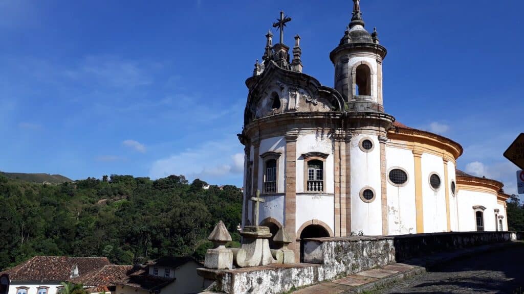 IGREJA DE NOSSA SENHORA DO ROSÁRIO EM OURO PRETO IGREJA DE NOSSA SENHORA DO ROSÁRIO EM OURO PRETO