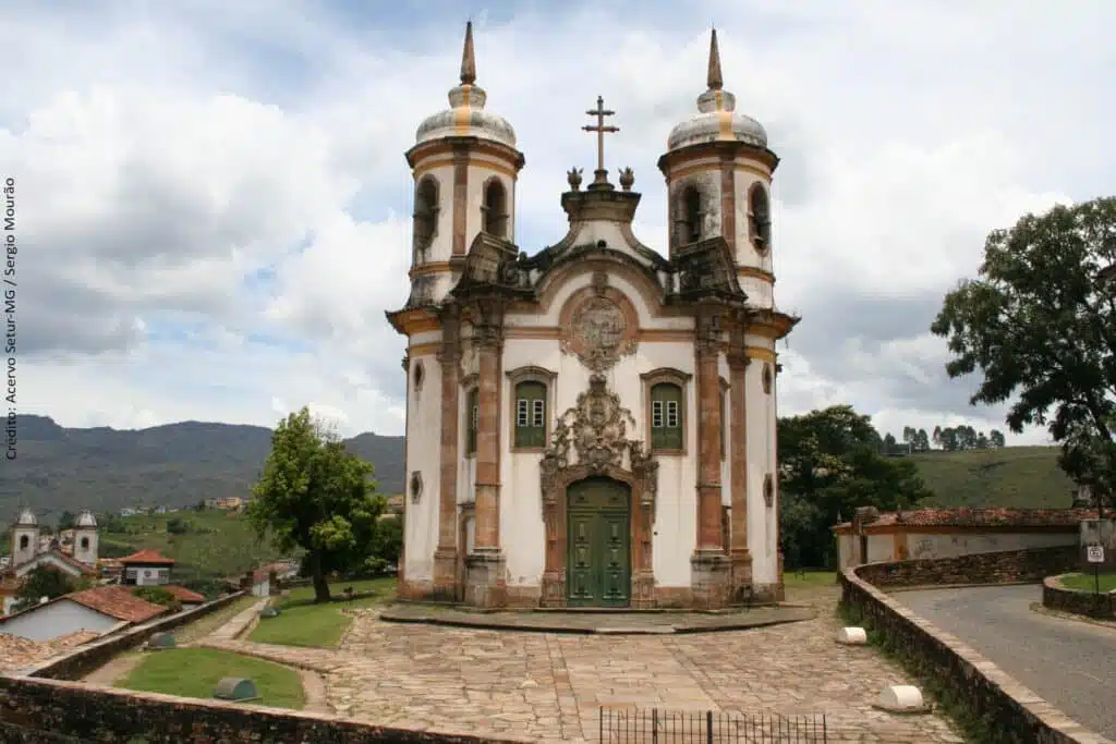 Igreja de São Francisco de Assis – Ouro Preto (MG) Igreja de São Francisco de Assis – Ouro Preto (MG)